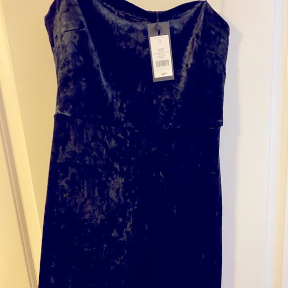 Dynamite Velvet Romper - Picture 3 of 3